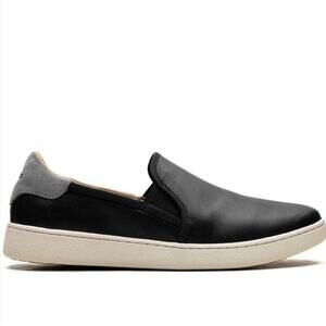 Ugg Women's Low Top Black Cas Slip‎ on Trainer Sneakers - 8.5